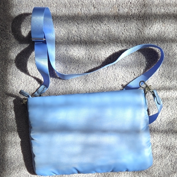 a new day Handbags - Pretty Blue Shoulder Bag